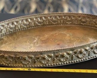 Hammered Metal tray Decor	4x28.5x16inD	HxWxD	SC108