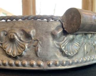 Hammered Metal tray Decor	4x28.5x16inD	HxWxD	SC108