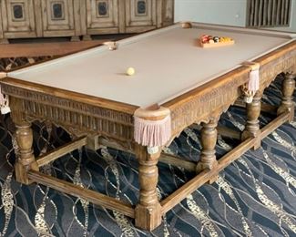 Custom Rustic Billiard Pool Table	36x52x102in	HxWxD	SC113