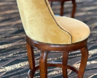 3pc Hancock & Moore Fine Furniture Swivel Stools/Chairs	41x20x22in. Seat height: 25in H	HxWxD	SC114