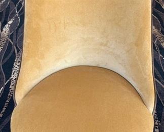 3pc Hancock & Moore Fine Furniture Swivel Stools/Chairs	41x20x22in. Seat height: 25in H	HxWxD	SC114