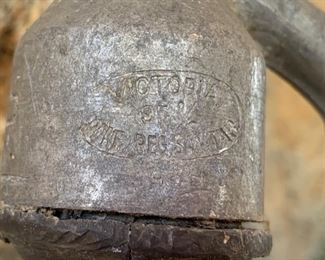 Victoria Antique Seltzer Bottle Pyramidal	12.5in H		SC144