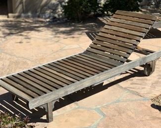 1pc Royal Teak Take Patio Lounger	32x27x78in	HxWxD	SC147
