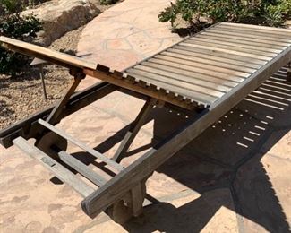 1pc Royal Teak Take Patio Lounger	32x27x78in	HxWxD	SC147
