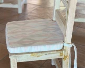 4pc Southwest White Wash Pine Chairs	39x20x20in	HxWxD	SC156