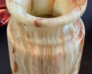 Green Onyx Stone Vase	10.25in H x 5in Diameter at widest		SC215