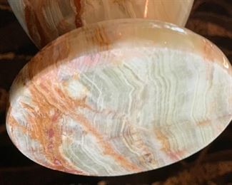 Green Onyx Stone Vase	10.25in H x 5in Diameter at widest		SC215