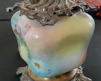 Victorian  Hand Painted Cast Iron Lamp 210	16inx10x10in		SC225