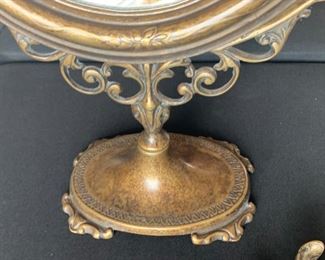 Italy Cast Bronze Vanity Mirror	17x13.5x4in	HxWxD	SC237