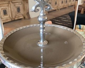 3-Tier Ceramic & Metal Server	20.5in H x 13.75in Diameter at widest		SC241