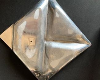 Holland Boone Polished Pewter Divided Dish	1.5x10.5x10.25	HxWxD	SC242