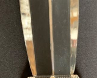 *Signed* Artist Made Polished Silver-Tone Vase	7x2.5x2.5in	HxWxD	SC248