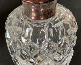 2pc Crystal Vanity Containers Waterford	4.35in H & 3.25in H		SC249