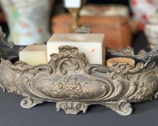 Italy Large Cast Metal Centerpiece Bowl	8.5x25x9in	HxWxD	SC250