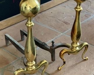 Bennett Brass Canonball Andirons	19x9x18in	HxWxD	SC255