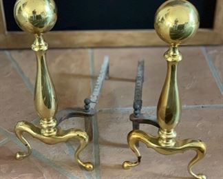 Bennett Brass Canonball Andirons	19x9x18in	HxWxD	SC255