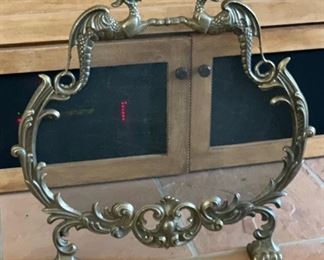 Cast Brass Baroque Dragon Fireplace Screen	24x24x3in	HxWxD	SC256