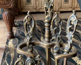 Cast Brass/Metal Fireplace tool Set			SC257