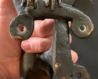 2pc Cast Bronze Pheasant Door Handles	11x4x3.25in	HxWxD	SC258