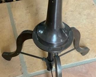 Brass Ship Telescope	25x24.5x13in	HxWxD	SC260