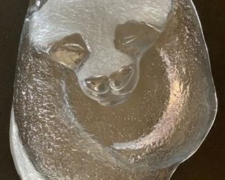 Panda Bear M  Jonasson Swedish Art Glass	2x9x7in	HxWxD	SC264