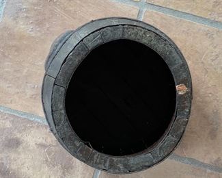 Antique Pear Shaped Wood Well Water Rice Bucket	19in x 14in Diameter		SC273