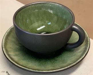 16pc set of 8 Jars-France Samoa Vert Cups & Saucers Teacups	2.25in H x 3.75in Diameter		SC279