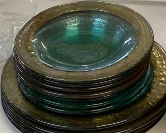 11pc Glass Gold Rim Annieglass?? Plates	8in & 10in		SC282
