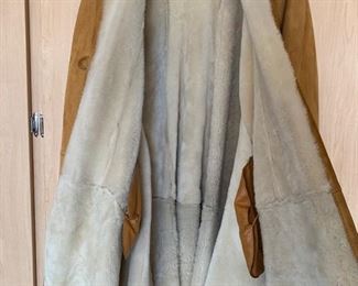 Revillon Shearling Women’s Coat	Medium/Large		AF104
