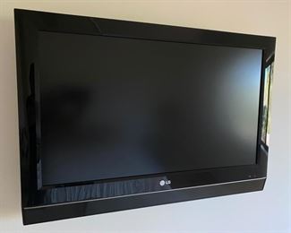 LG TV	31.5x21.5		DL4260