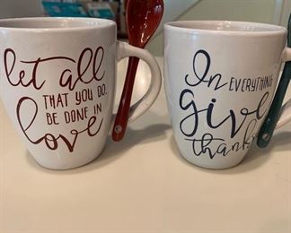 #752E - Hot chocolate/coffee mugs - $4.00. Please remember there is a $20 minimum purchase for this sale.