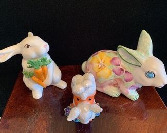 #1018U - Lot of 3 bunnies, right back is a penny bank - $8.00. Please remember there is a $20 minimum purchase requirement for this sale. 