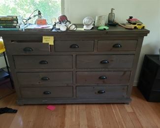 Dresser $200