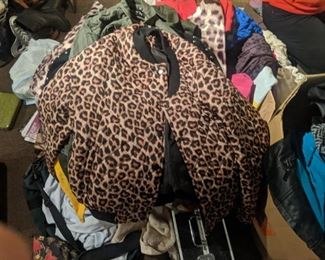 clothes $5 each, shoes $10 pair (mostly womens 10 and 11 unless noted other wise!) Lots of forever 21 m-l clothes.