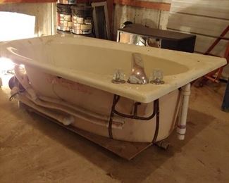Jetted Bath Tub