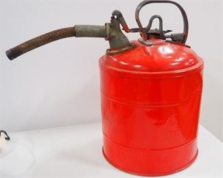 Agate Sheet Metal Products Co 5 Gal Metal Gas Can With Spout, Marked "US Government"