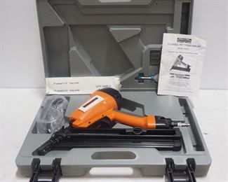 Central Pneumatic 15 Gauge Air Finish Nailer Model 94440, Includes Some Nails, Manual, Safety Glasses, In Hard Case