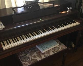 Piano $400