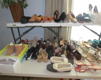 LADIES' SHOES BY COLE HAAN, PREVATA, STEVE MADDEN, SPRING STEP, ALEX MARIE, LIZ CLAIBORNE, JACK ROGERS, BORN, AND AMALFI, ETC.   SIZE 9.