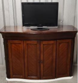 Media Console With TV  https://ctbids.com/#!/description/share/365978