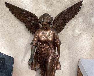 Bronze angel 