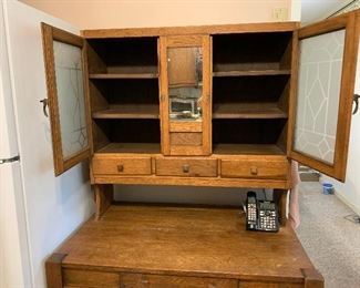 #21	Kitchen hutch with frosted glass doors 42"x28"x67	 $150.00 
SOLD