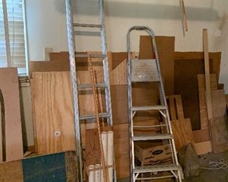 #40	Ladder 4'	 $15.00  SOLD
#41	Extension ladder	 $40.00 
