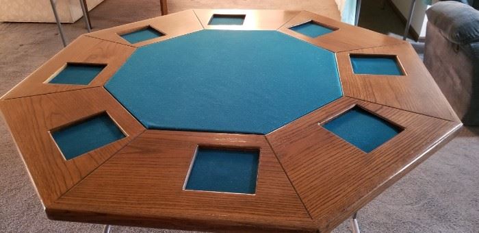 Poker Table
