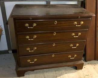 https://www.ebay.com/itm/114145607487 LAN779: Councill Chippendale Four Drawer Mahogany Chest W/ Pullout Writing Table