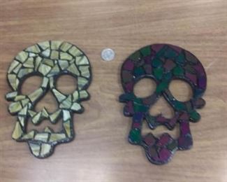 https://www.ebay.com/itm/114154804877 RAFE00005 FOLK ART SKULL $20.00 BY ARTIST KELLY ISRAEL. MADE BY HAND NO TWO PIECES ARE EXACTLY ALIKE $20 ea