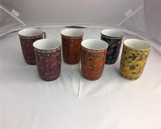 https://www.ebay.com/itm/114158200674 KB0040: 6 Handpainted Mugs/Cups $20