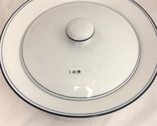 https://www.ebay.com/itm/124128688815 KB0047: Blue and White Casserole Dish with Lid $18