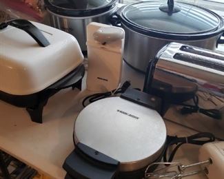 cookware, slow cookers, rosters