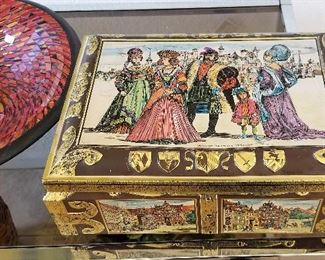 #61 Metal scenic art box - $22.50